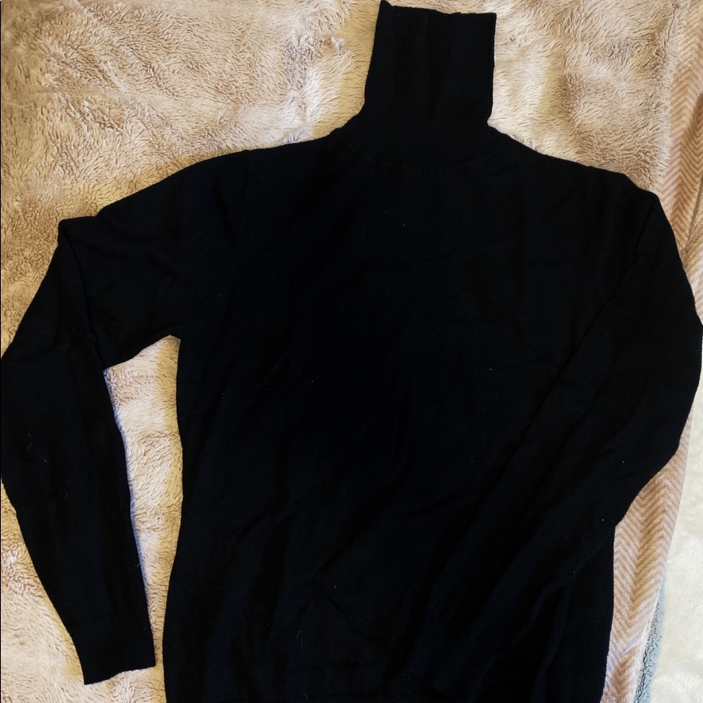 Black Turtle Neck- M